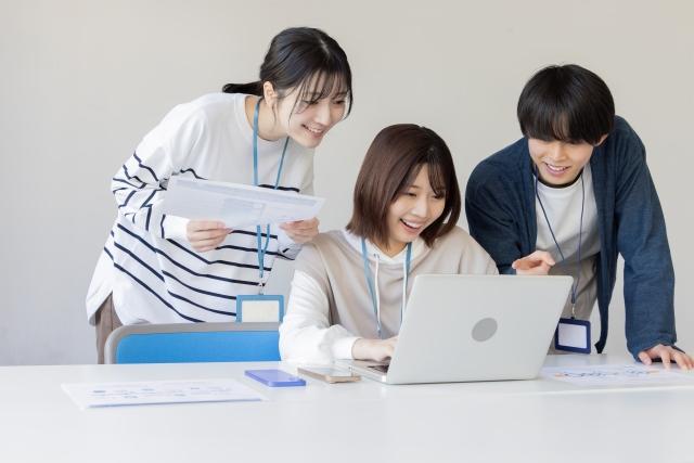 マーケティングファネルとは？古いと言われる理由や活用方法を解説