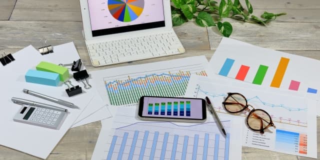 営業プロセスの見える化とは? 可視化に使えるフロー図やフレームワークを紹介