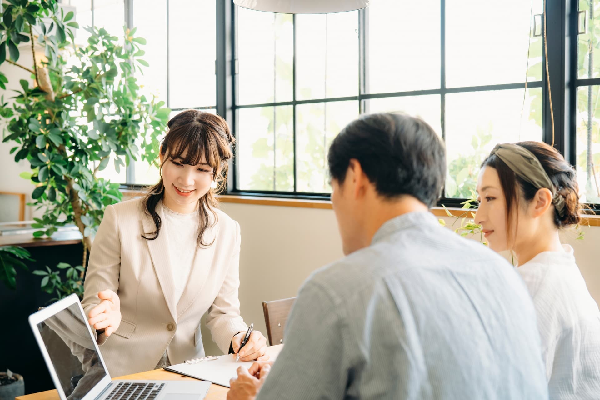 インテントセールス注目の理由とは?仕組みや成功事例紹介