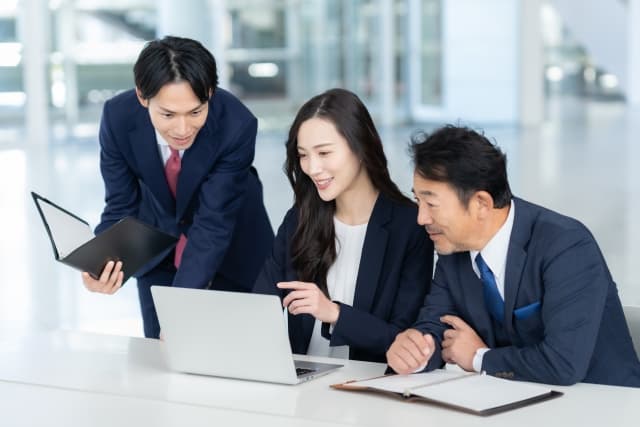 アカウントベースドマーケティング(ABM)とは?メリットや導入手順を解説