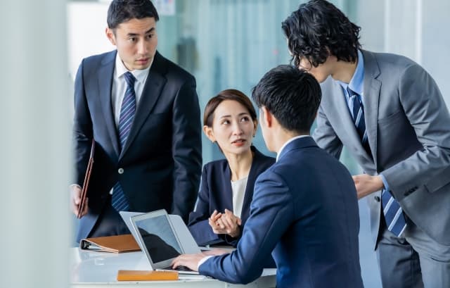 CRM分析とは?重要性や10個の手法、効果を高めるポイントを解説