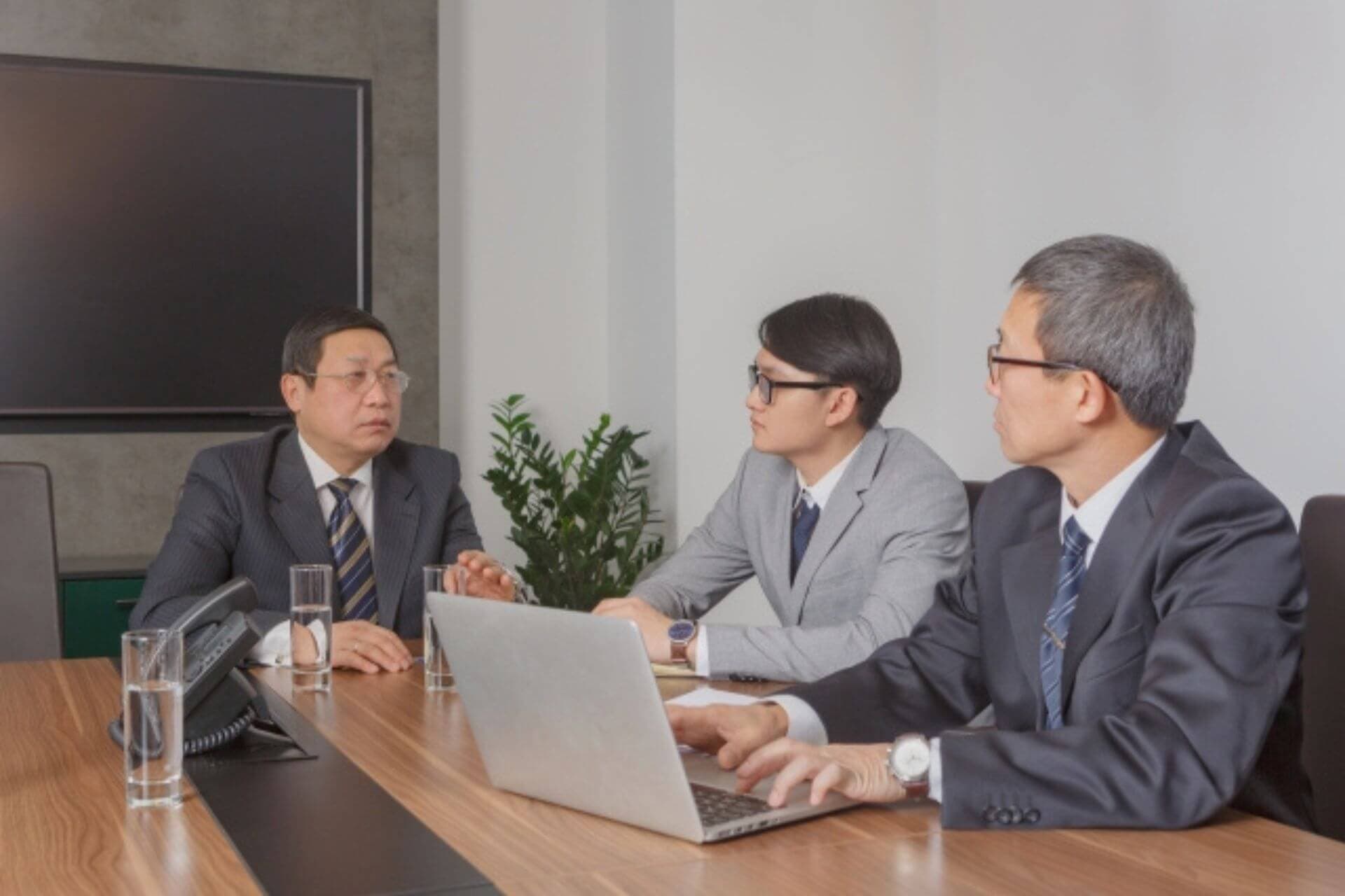 顧客リストとは?作成・管理のポイントやCRMがおすすめの理由を解説
