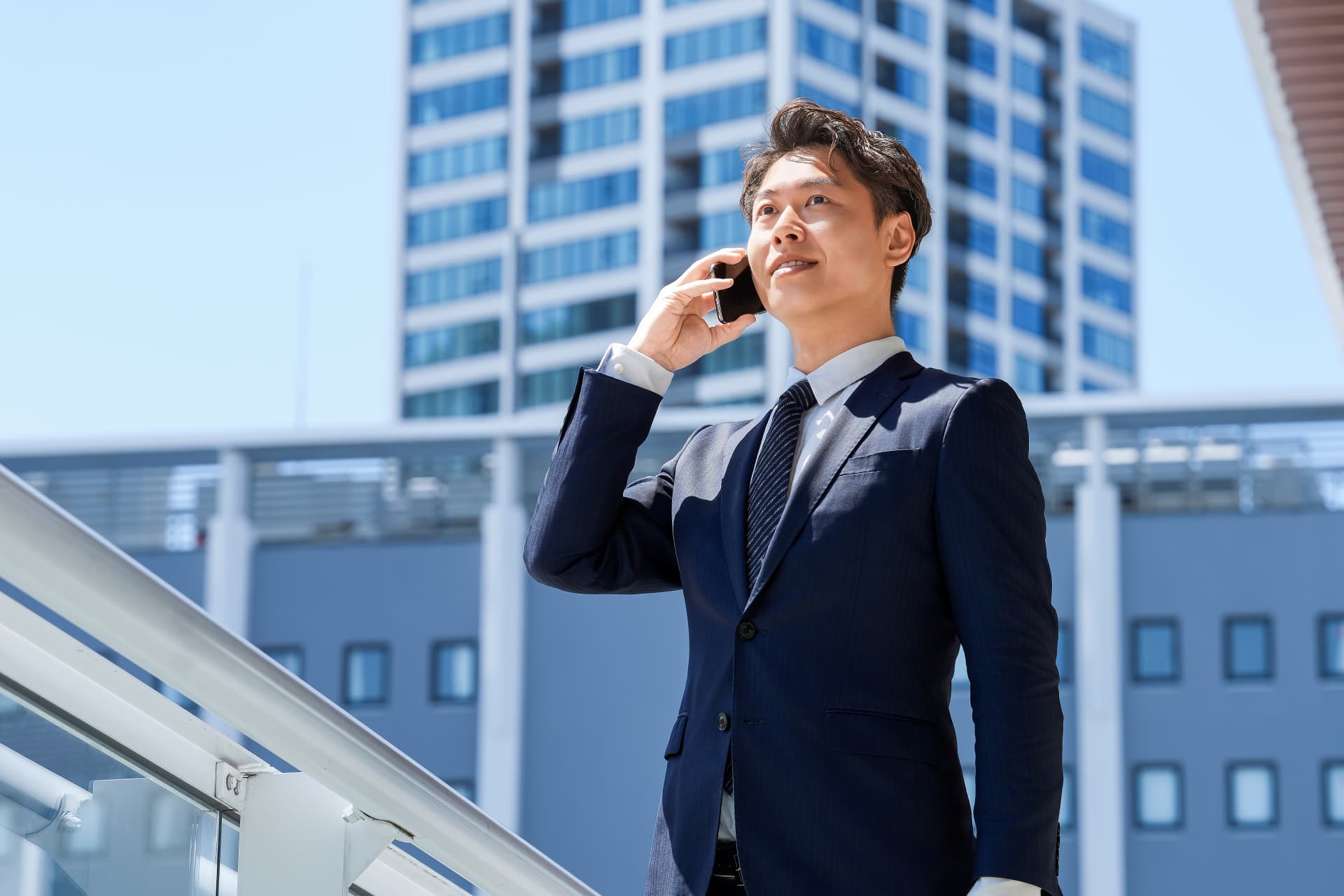 飛び込み営業とは?成果を高める効果的な9つのコツと継続のポイントを解説